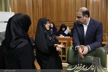 در جلسه کمیسیون سلامت، محیط زیست و خدمات شهری شورای شهر تهران اتفاق افتاد؛ تصویب طرح نظام یکپارچه بلیت الکترونیک / تعیین تکلیف  لایحه 